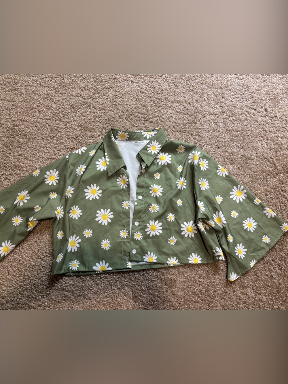 Green Daisy Button-Up Shirt
